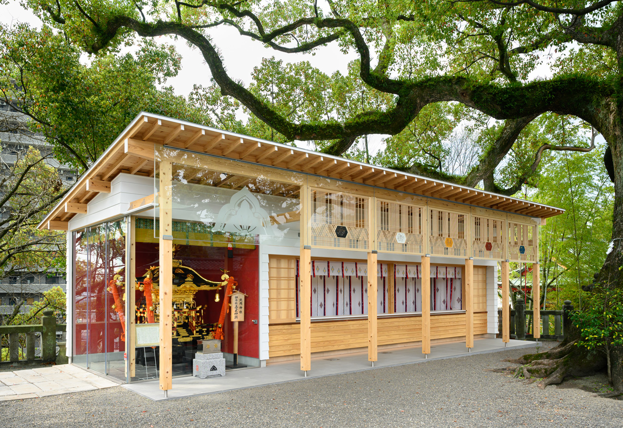 授与所兼神輿庫